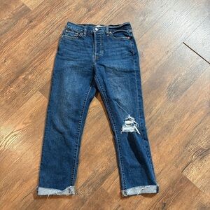 Levi’s wedgie straight distressed jeans